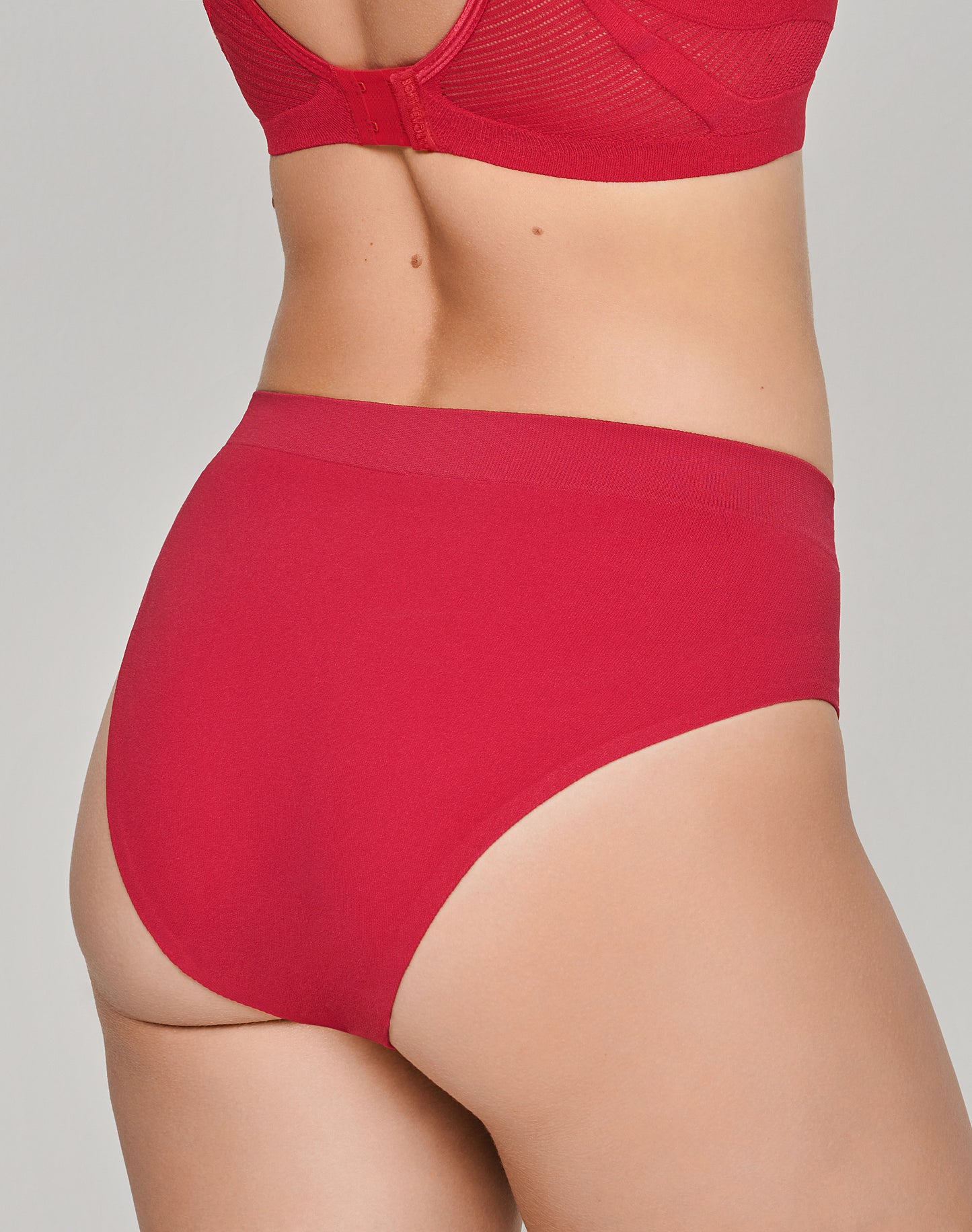Slip Vivid Red