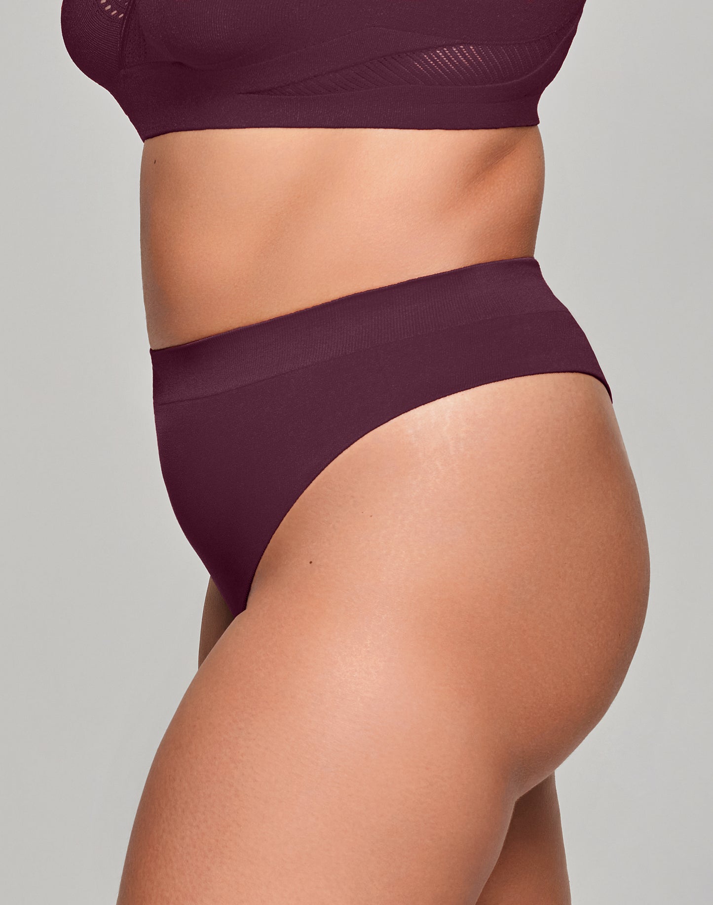 String Dark Cherry