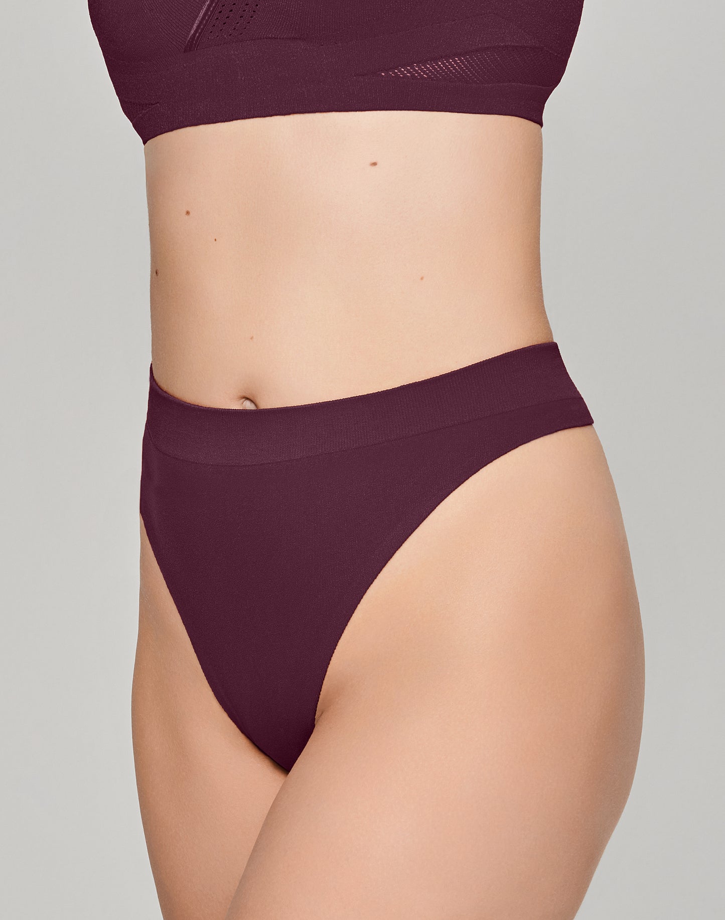 String Dark Cherry