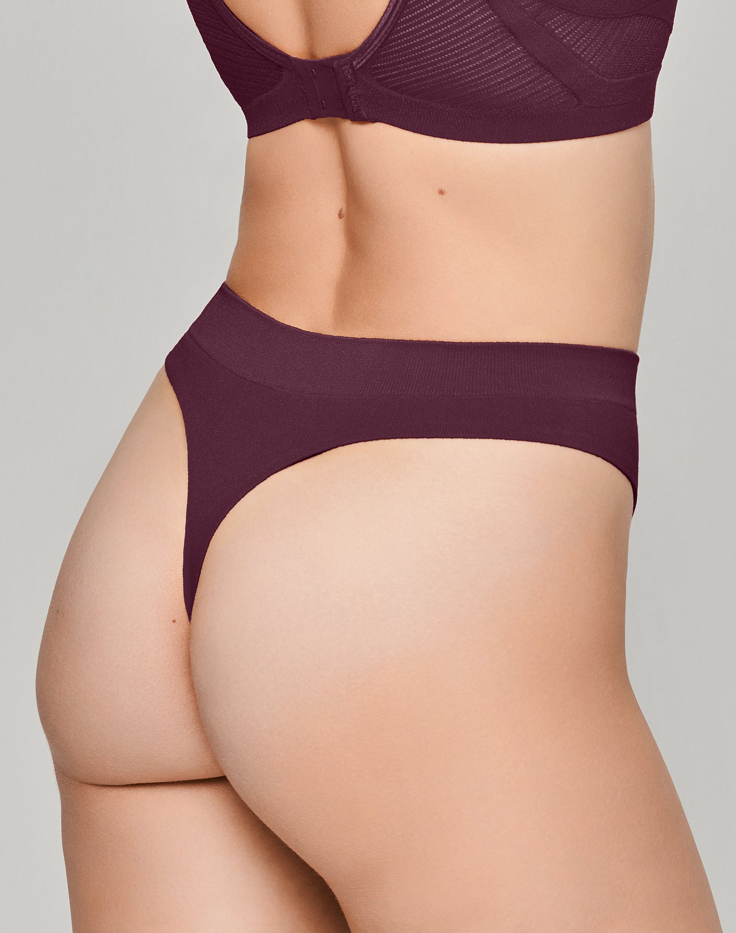 String Dark Cherry