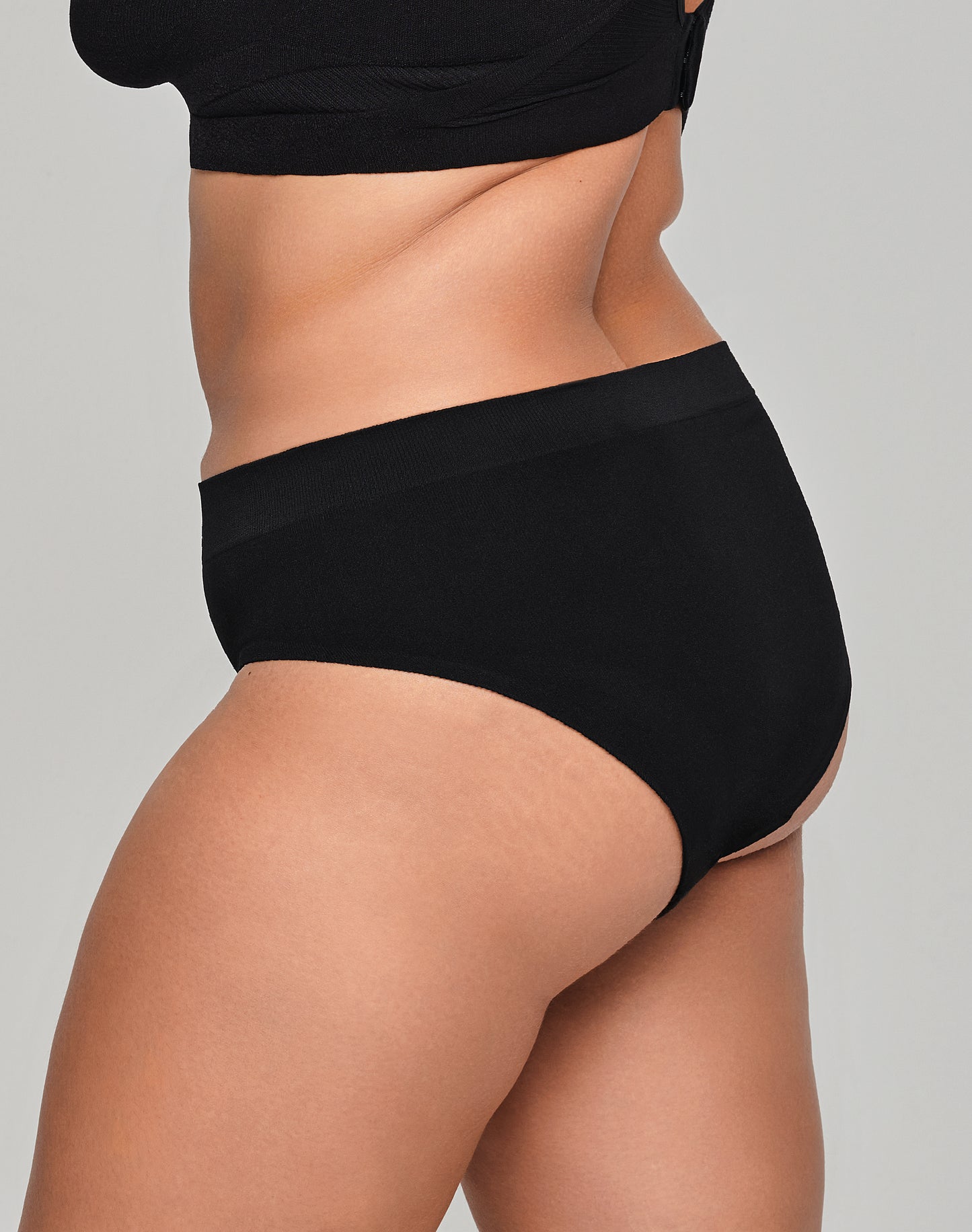 Slip Black