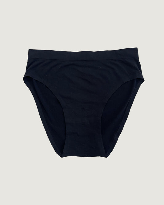Sample Sale Slip Lightweight Black