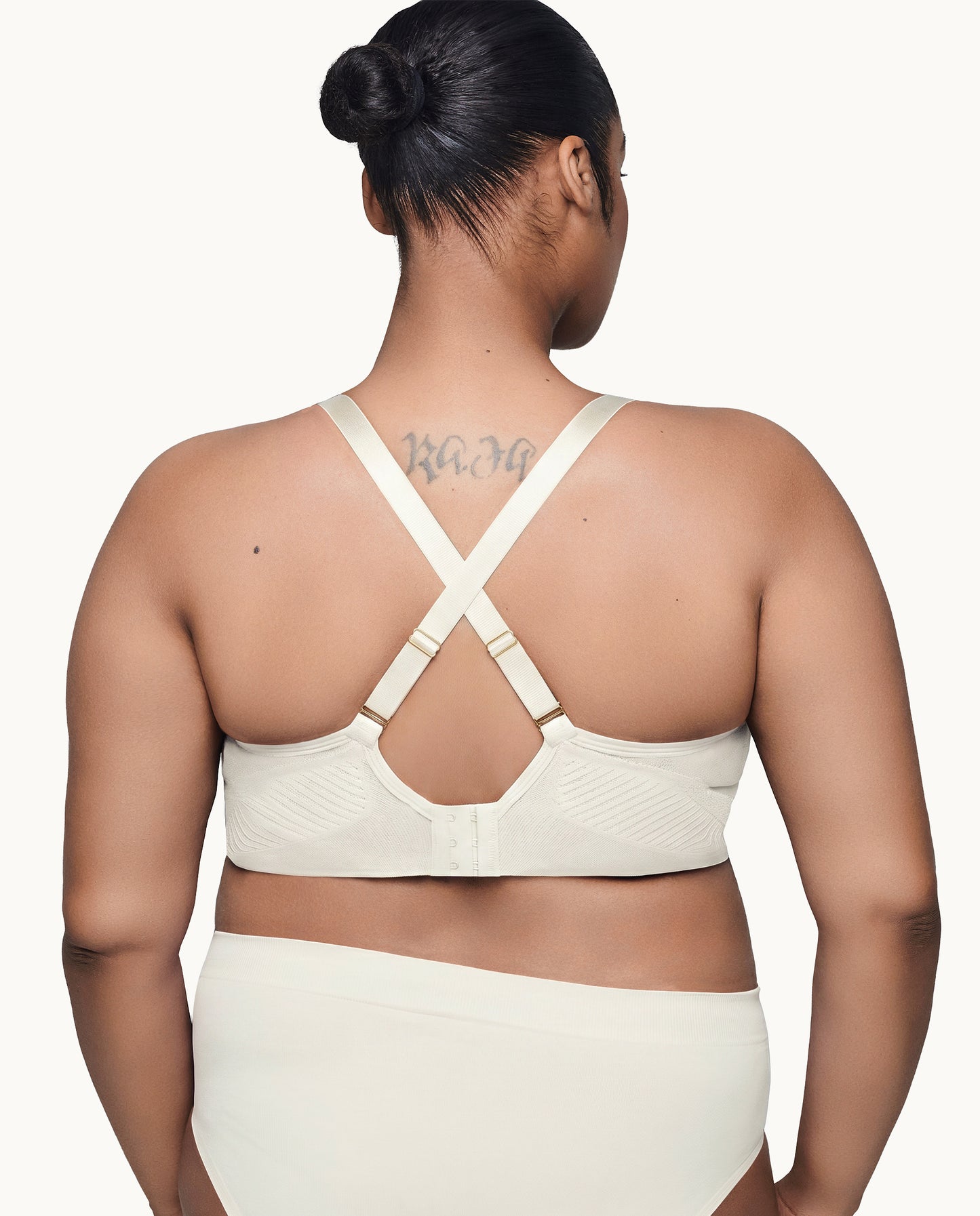 Anna Off White